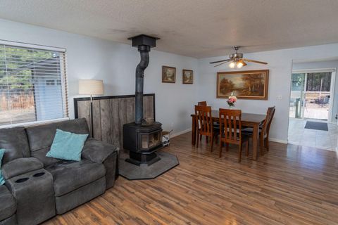 Tiny photo for 15711 Park Drive, La Pine, OR 97739 (MLS # 220217939)