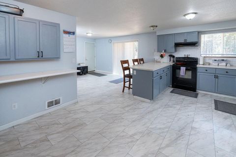 Tiny photo for 15711 Park Drive, La Pine, OR 97739 (MLS # 220217939)
