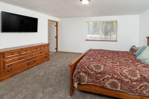 Tiny photo for 15711 Park Drive, La Pine, OR 97739 (MLS # 220217939)