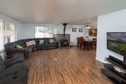 Tiny photo for 15711 Park Drive, La Pine, OR 97739 (MLS # 220217939)