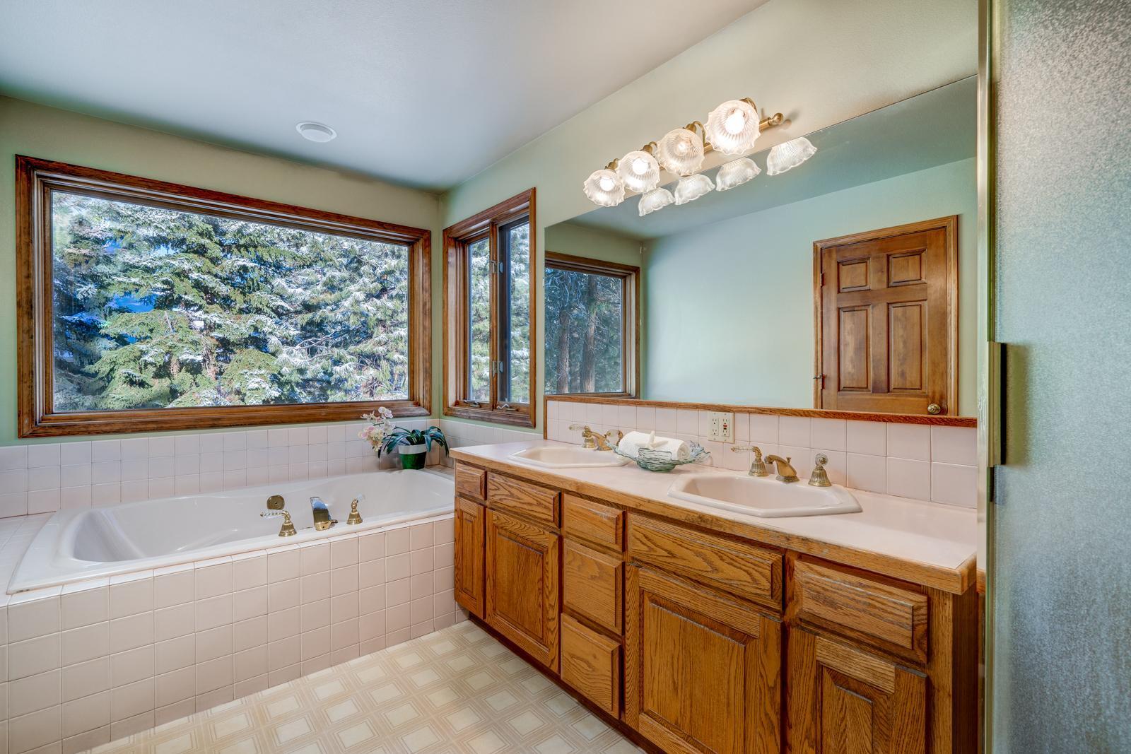 Awbrey Butte - Residential