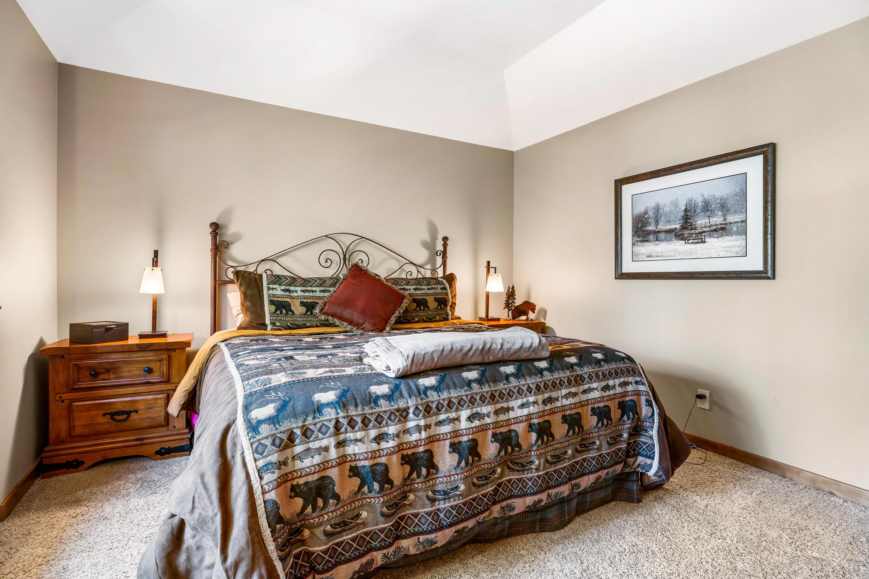 Fairway Point Villag - Residential