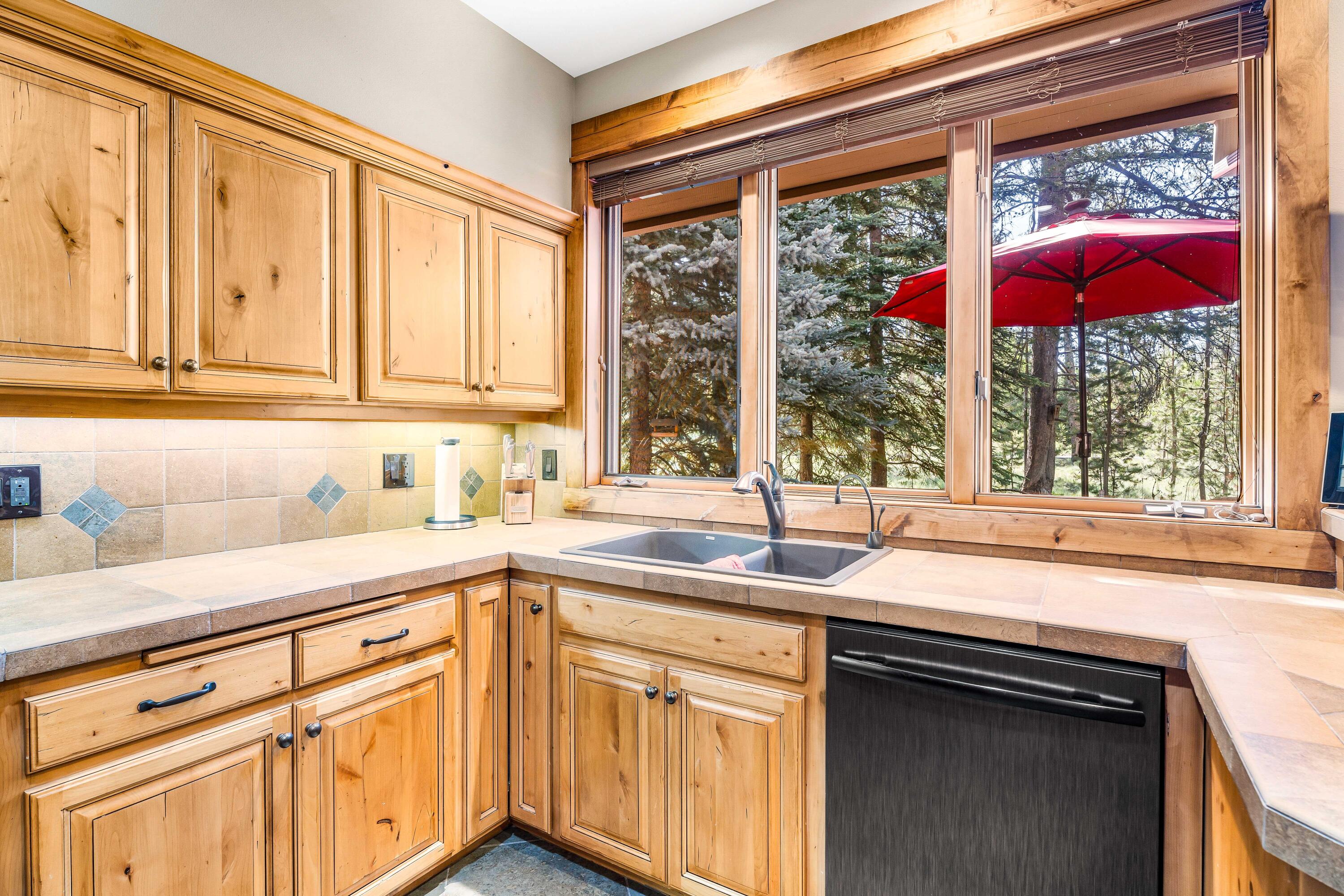 Fairway Point Villag - Residential