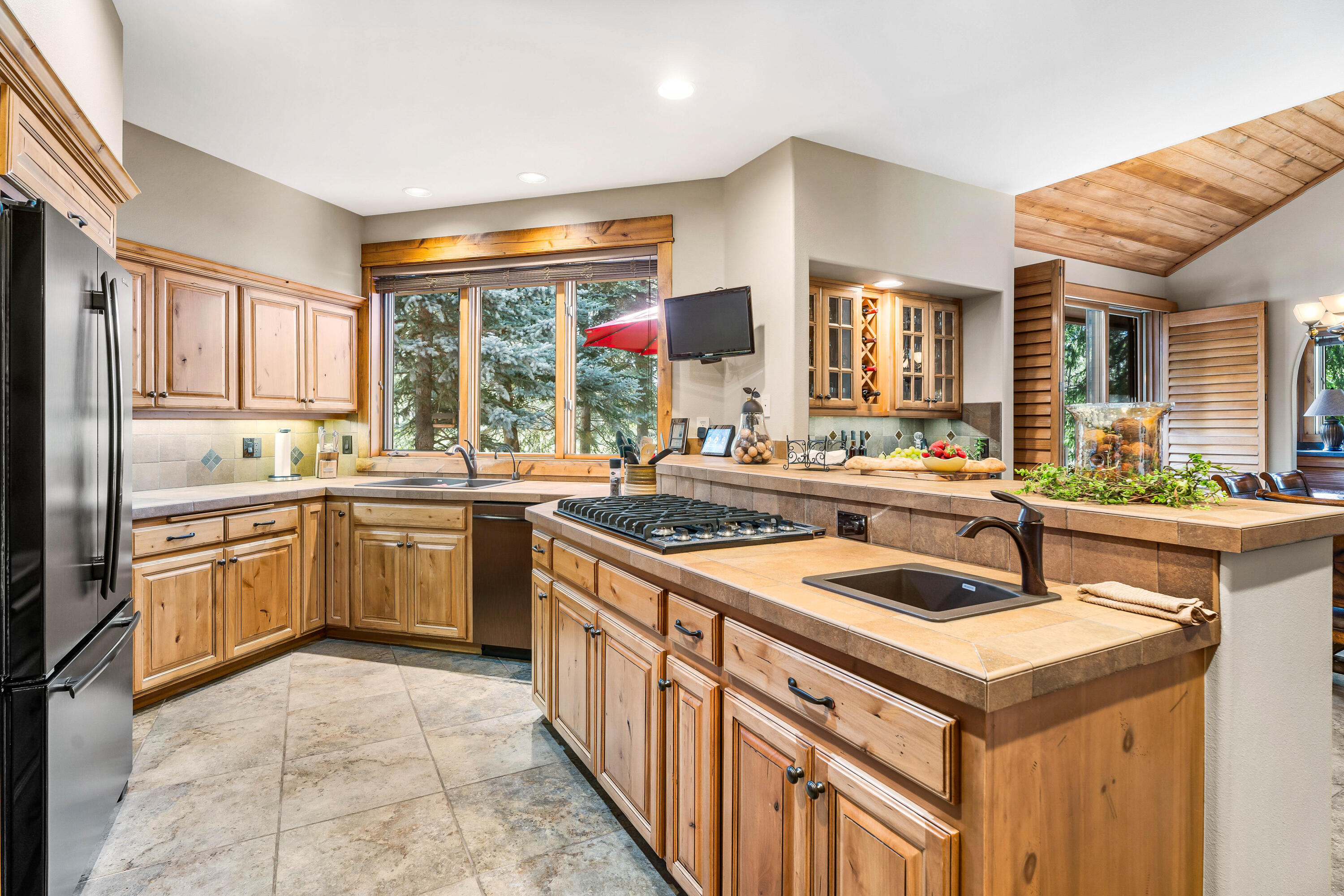 Fairway Point Villag - Residential