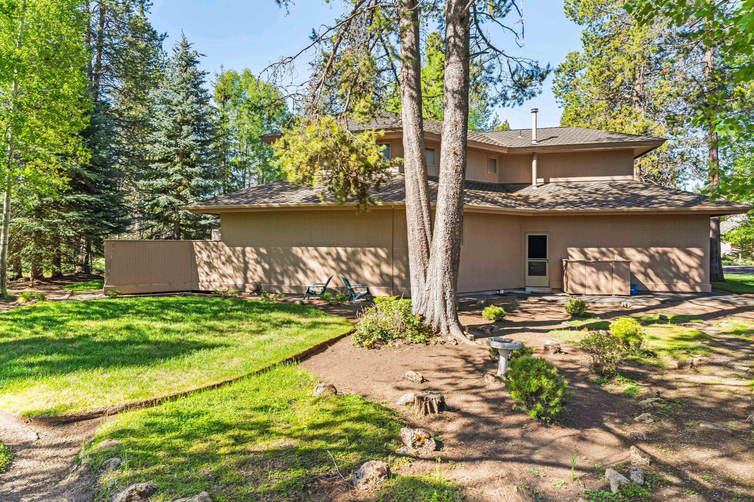 Fairway Point Villag - Residential