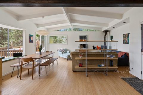 Tiny photo for 1535 NW Quincy Avenue, Bend, OR 97703 (MLS # 220217748)