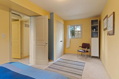 Tiny photo for 1535 NW Quincy Avenue, Bend, OR 97703 (MLS # 220217748)