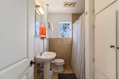 Tiny photo for 1535 NW Quincy Avenue, Bend, OR 97703 (MLS # 220217748)