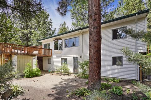 Tiny photo for 1535 NW Quincy Avenue, Bend, OR 97703 (MLS # 220217748)