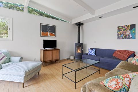 Tiny photo for 1535 NW Quincy Avenue, Bend, OR 97703 (MLS # 220217748)