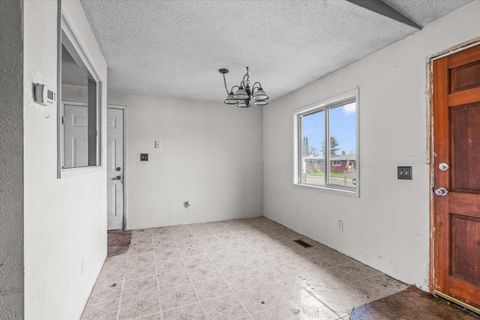Tiny photo for 2618 Carr Street, White City, OR 97503 (MLS # 220212460)