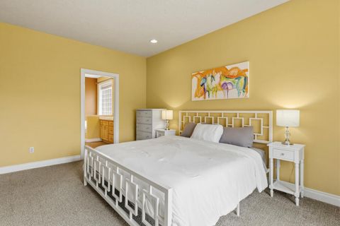 Tiny photo for 1713 Harmony Lane, Klamath Falls, OR 97601 (MLS # 220219260)