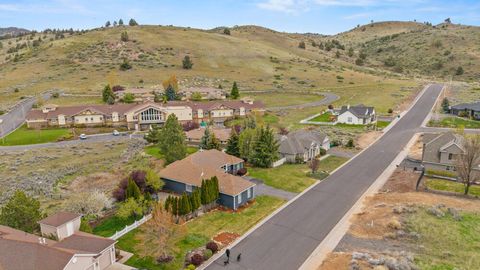 Tiny photo for 1713 Harmony Lane, Klamath Falls, OR 97601 (MLS # 220219260)