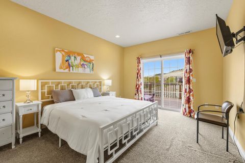 Tiny photo for 1713 Harmony Lane, Klamath Falls, OR 97601 (MLS # 220219260)