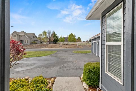 Tiny photo for 1713 Harmony Lane, Klamath Falls, OR 97601 (MLS # 220219260)