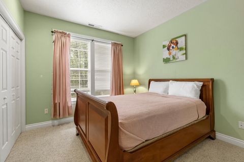 Tiny photo for 1713 Harmony Lane, Klamath Falls, OR 97601 (MLS # 220219260)