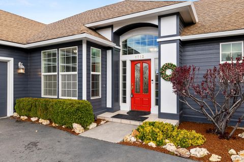 Tiny photo for 1713 Harmony Lane, Klamath Falls, OR 97601 (MLS # 220219260)