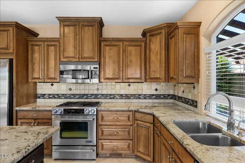 Tiny photo for 3270 Larue Drive, Medford, OR 97504 (MLS # 220226121)