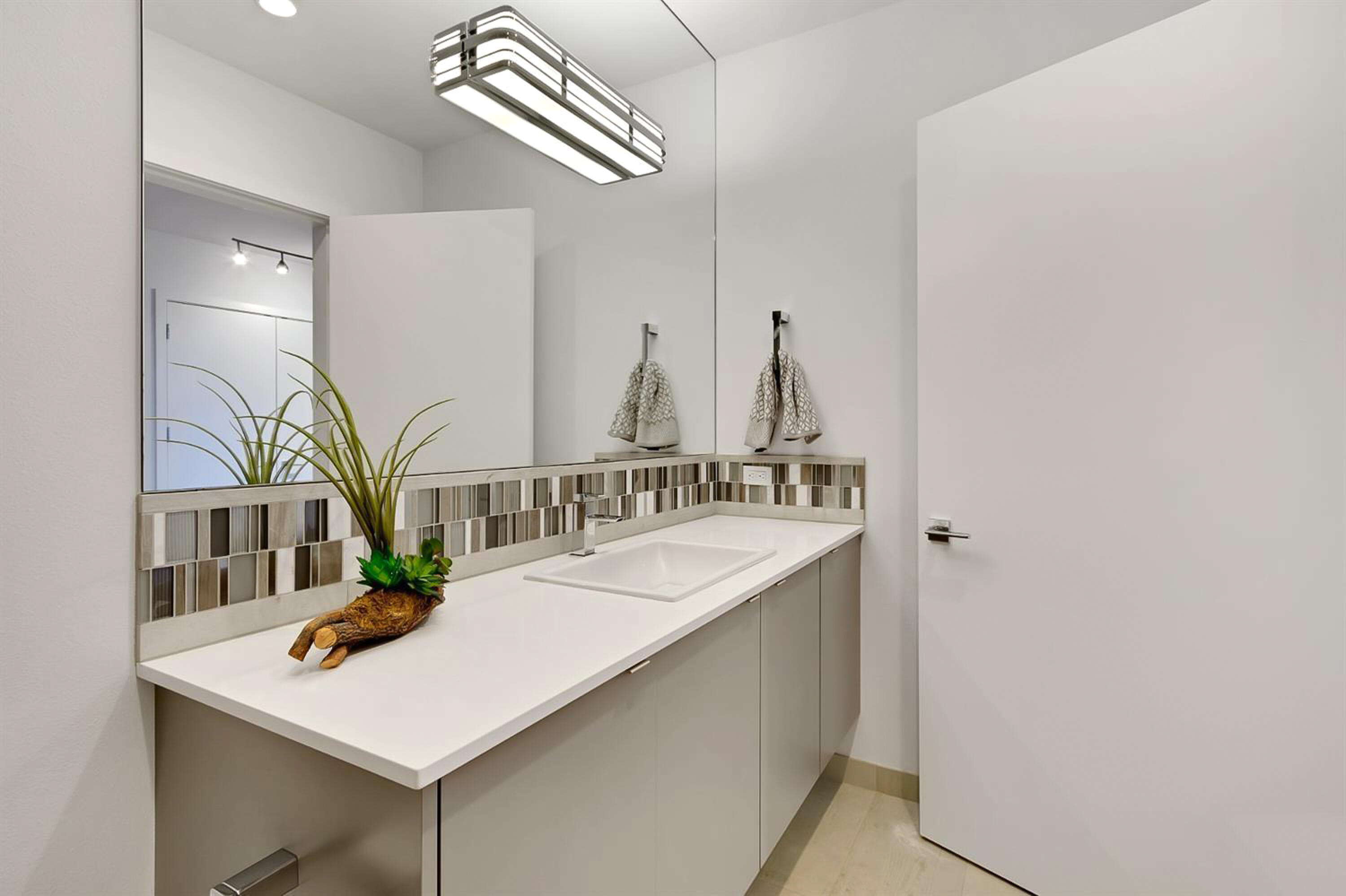 Atrium At The Old Mill Condominium - Residential