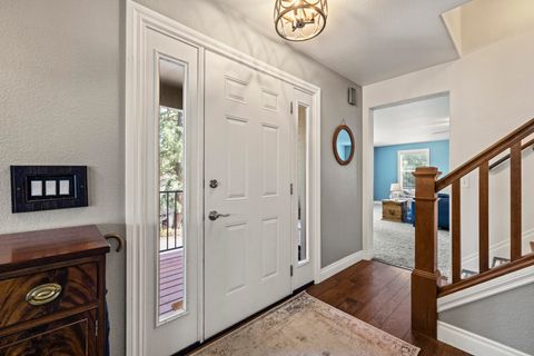 Tiny photo for 840 Ponderosa Drive, Klamath Falls, OR 97601 (MLS # 220217283)