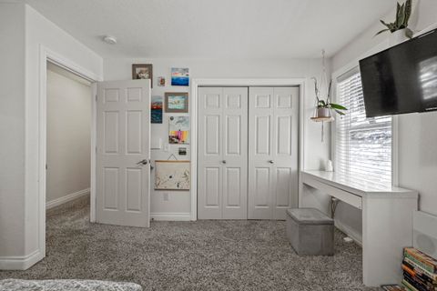 Tiny photo for 840 Ponderosa Drive, Klamath Falls, OR 97601 (MLS # 220217283)