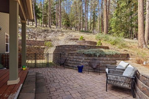 Tiny photo for 840 Ponderosa Drive, Klamath Falls, OR 97601 (MLS # 220217283)