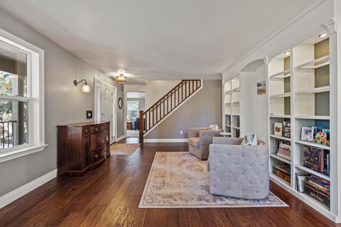 Tiny photo for 840 Ponderosa Drive, Klamath Falls, OR 97601 (MLS # 220217283)