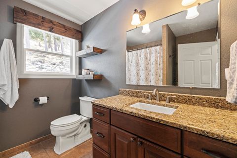 Tiny photo for 840 Ponderosa Drive, Klamath Falls, OR 97601 (MLS # 220217283)