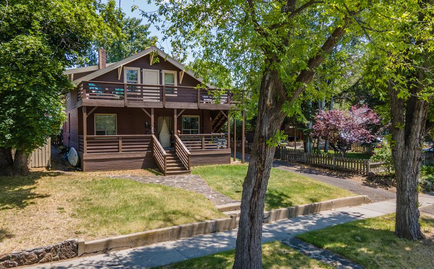 The Riverside Apartments are comprised of five total units built in 1919. The property is a legal residentially-zoned fourplex with an additional permitted ADU. Situated on 0.20 acres, Riverside offers a large front yard space and an abundance of off-street parking space in the rear of the building for tenant usage. The unit-mix consists of four - 1BD/1BA units of various size ranging from approximately 440 square feet to 600 square feet and one fully appointed STUDIO ADU at approximately 236 square feet in size. No inspections or walkthroughs without and accepted offer.