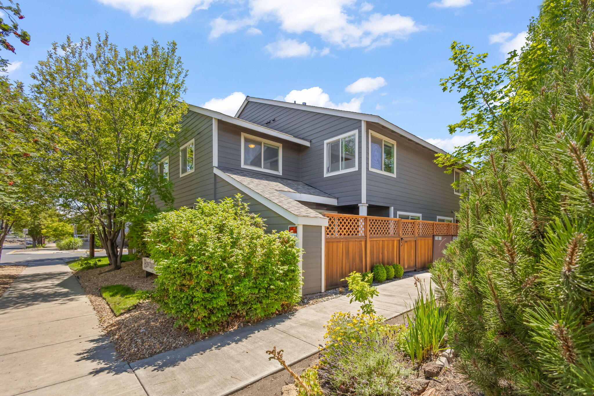Hawthorne Townhouses - Residential