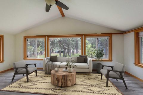 Tiny photo for 14731 Longleaf Pine Pne, La Pine, OR 97739 (MLS # 220215756)