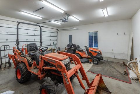 Tiny photo for 14731 Longleaf Pine Pne, La Pine, OR 97739 (MLS # 220215756)