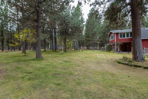 Tiny photo for 14731 Longleaf Pine Pne, La Pine, OR 97739 (MLS # 220215756)