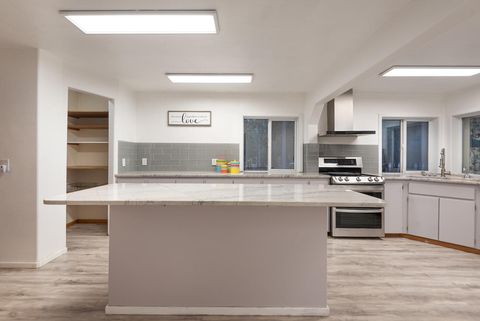 Tiny photo for 14731 Longleaf Pine Pne, La Pine, OR 97739 (MLS # 220215756)