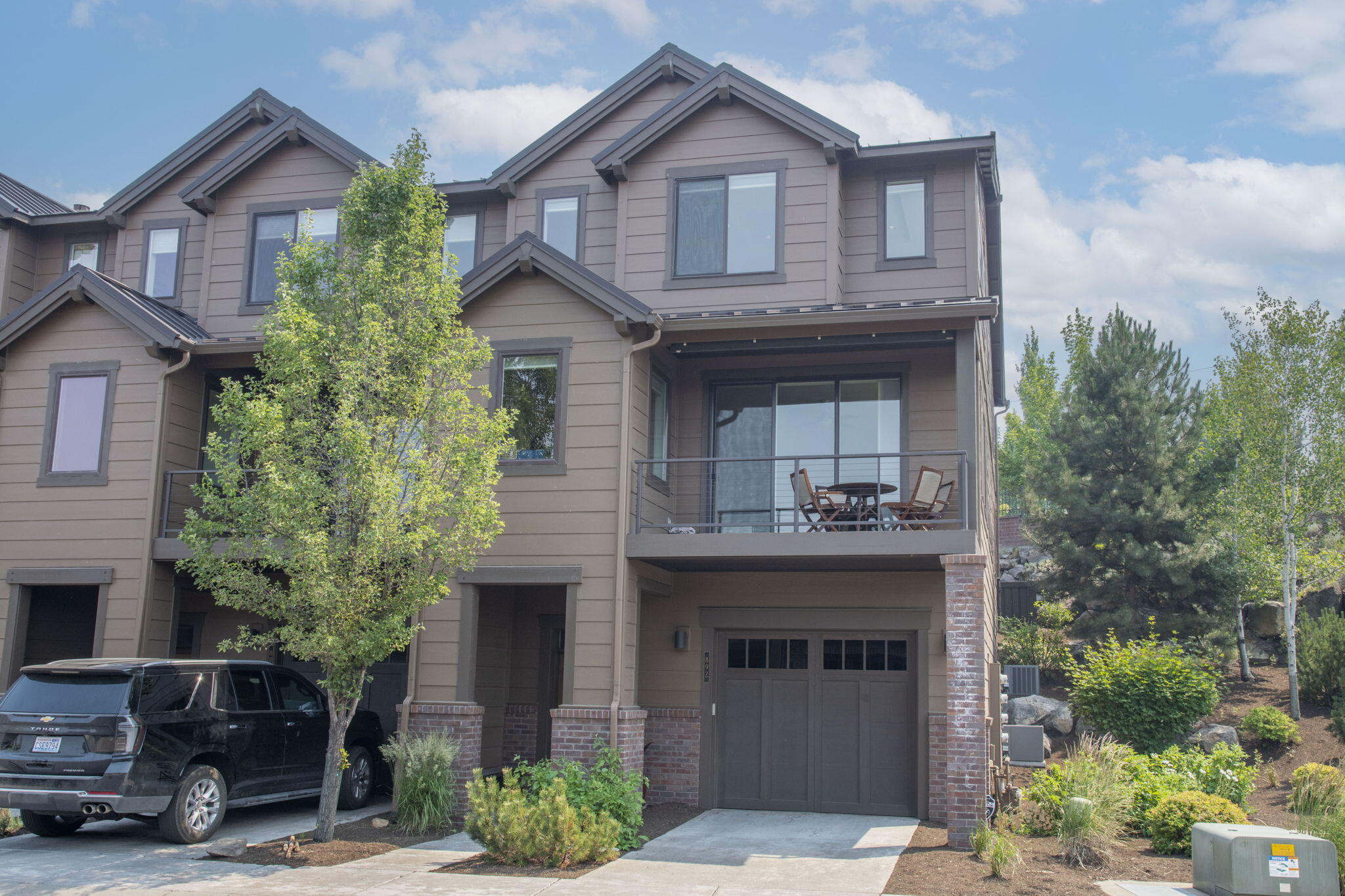 892 SW Theater Drive