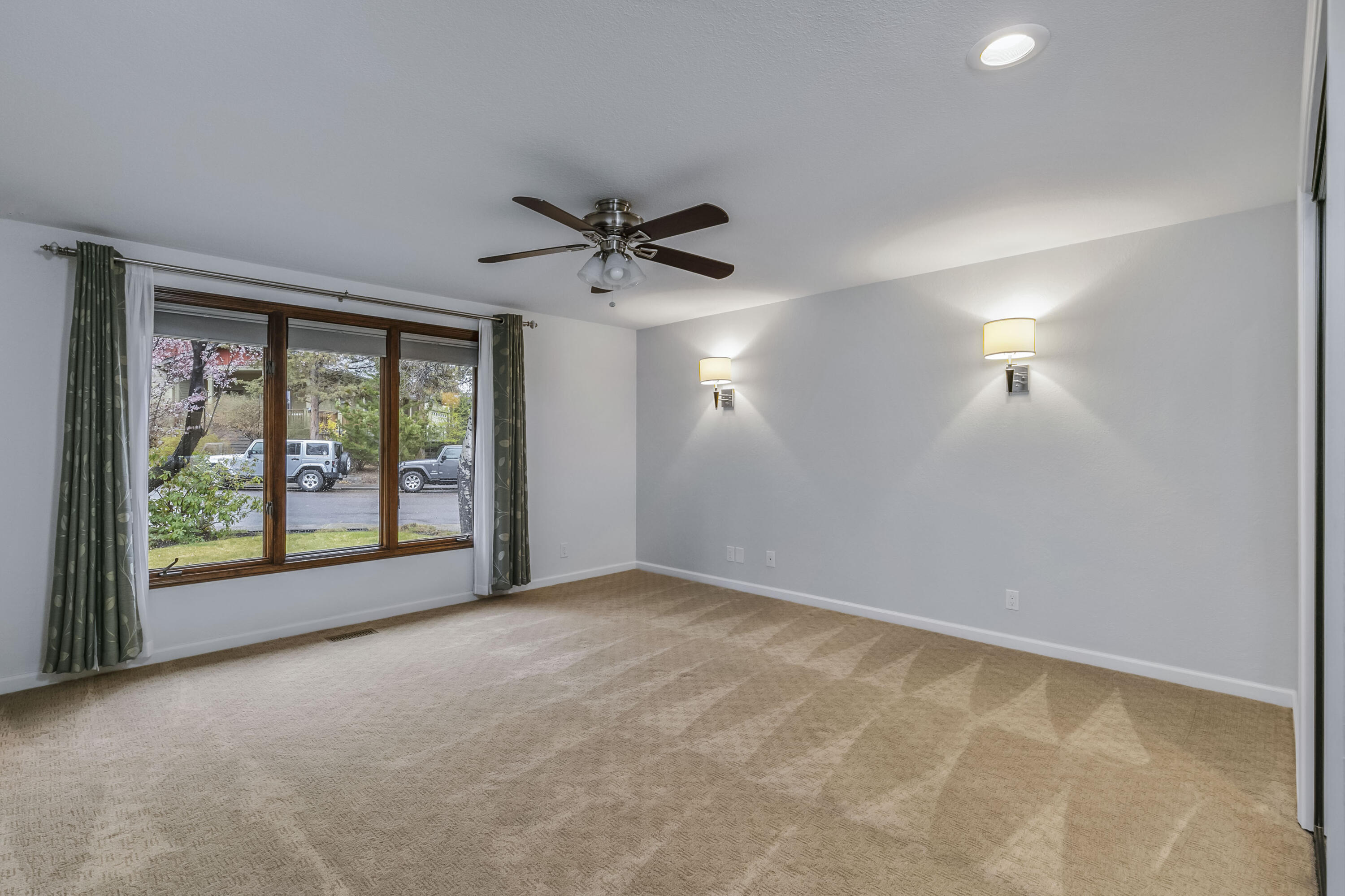 Edgecliff - Residential