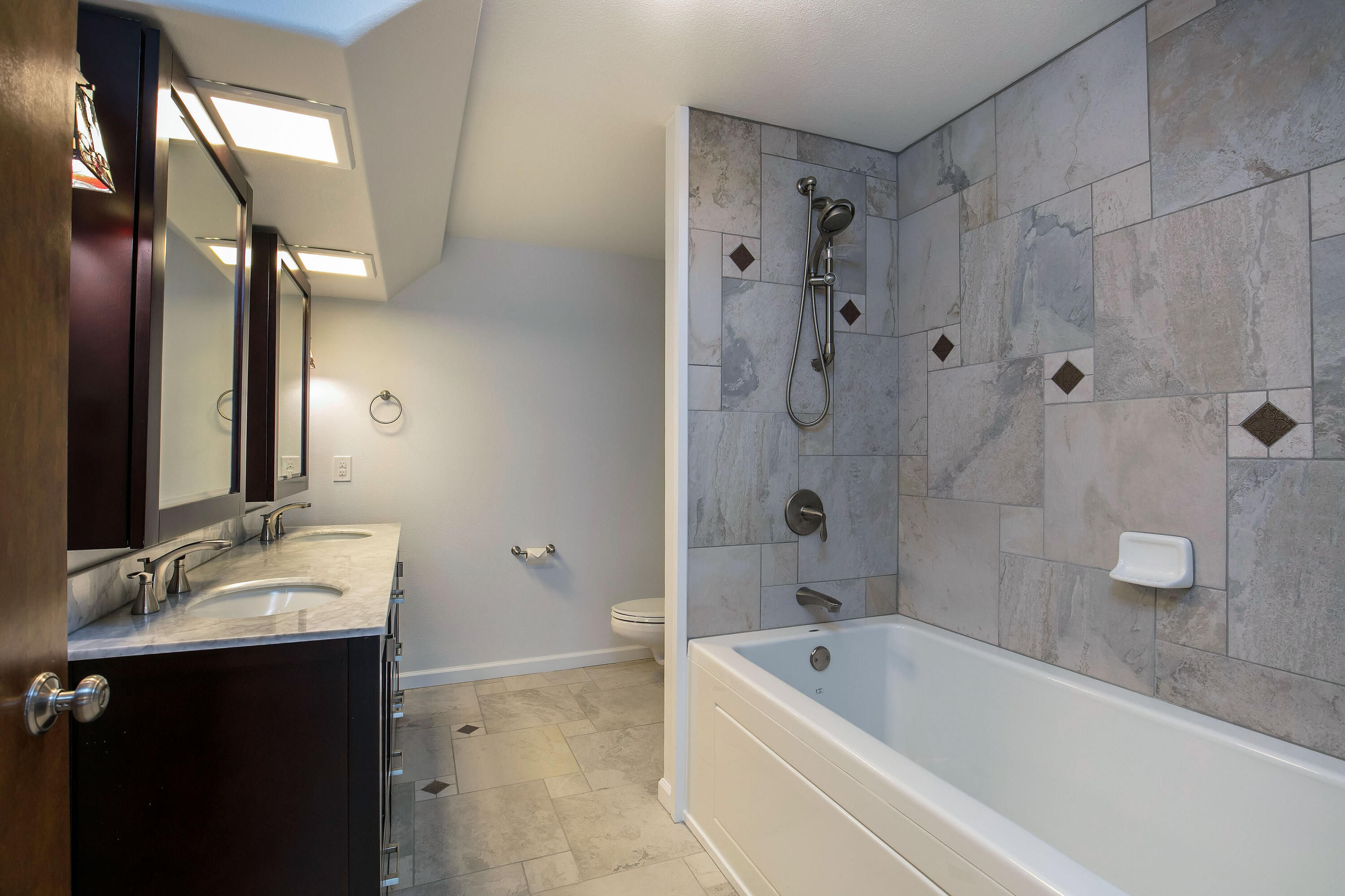 Edgecliff - Residential