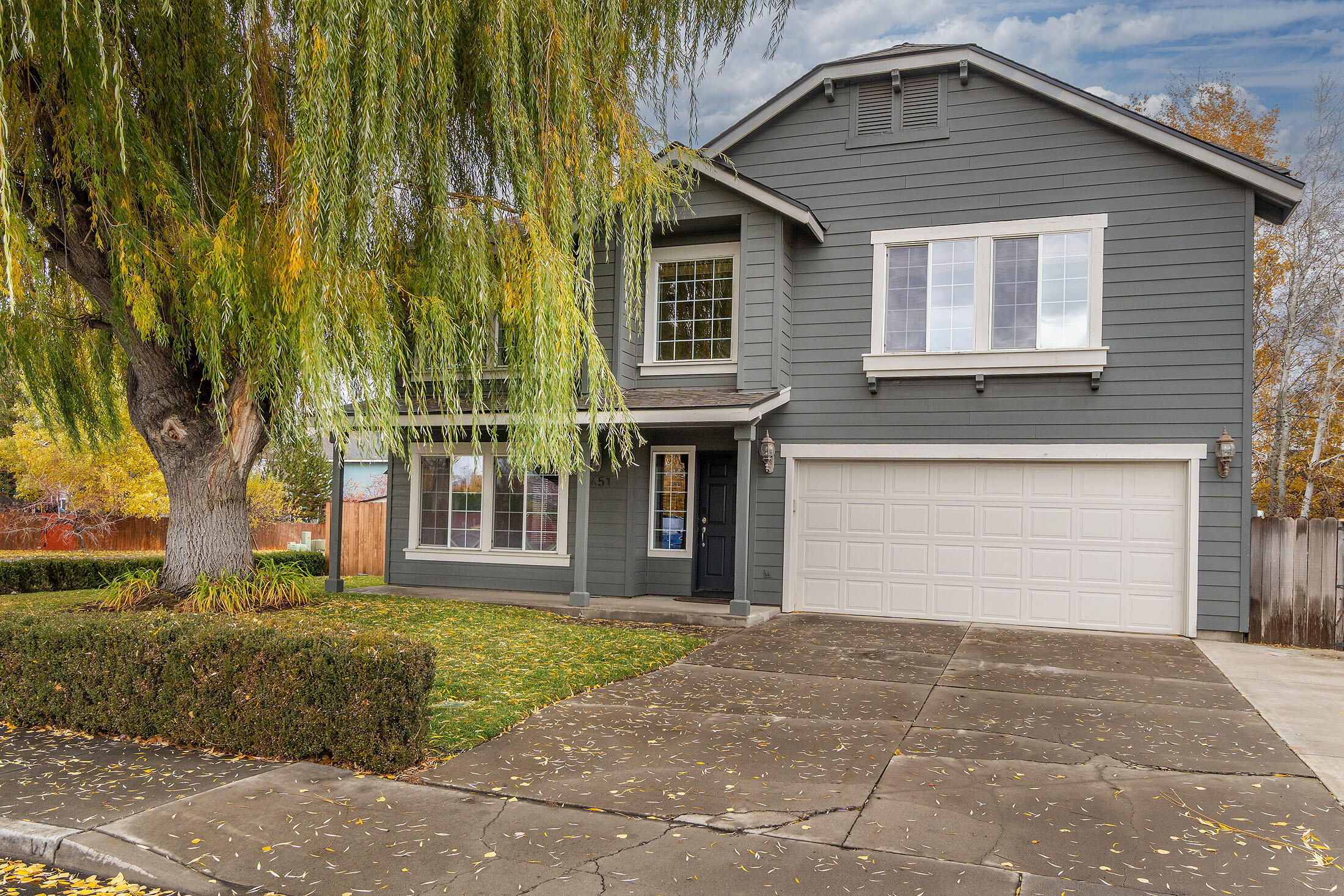 1451 NW Spruce Court