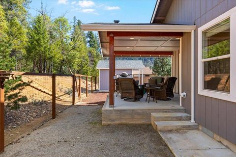 Tiny photo for 353 Cedar Ridge Drive, Cave Junction, OR 97523 (MLS # 220217076)