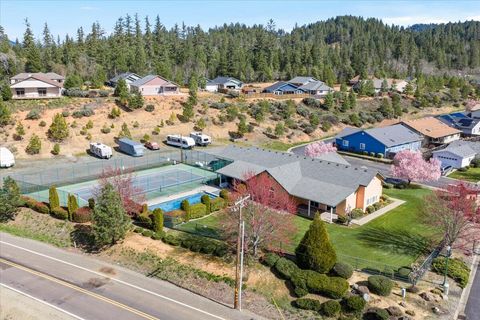 Tiny photo for 353 Cedar Ridge Drive, Cave Junction, OR 97523 (MLS # 220217076)