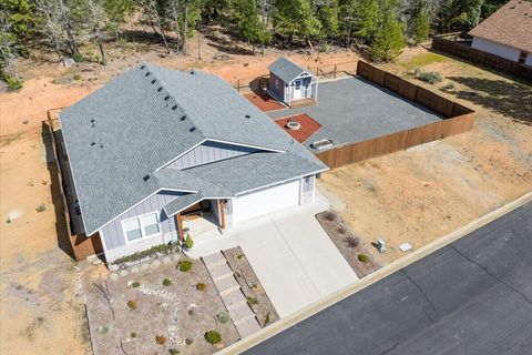 Photo of 353 Cedar Ridge Drive, Cave Junction, OR 97523 (MLS # 220217076)