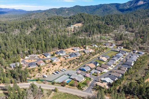 Tiny photo for 353 Cedar Ridge Drive, Cave Junction, OR 97523 (MLS # 220217076)