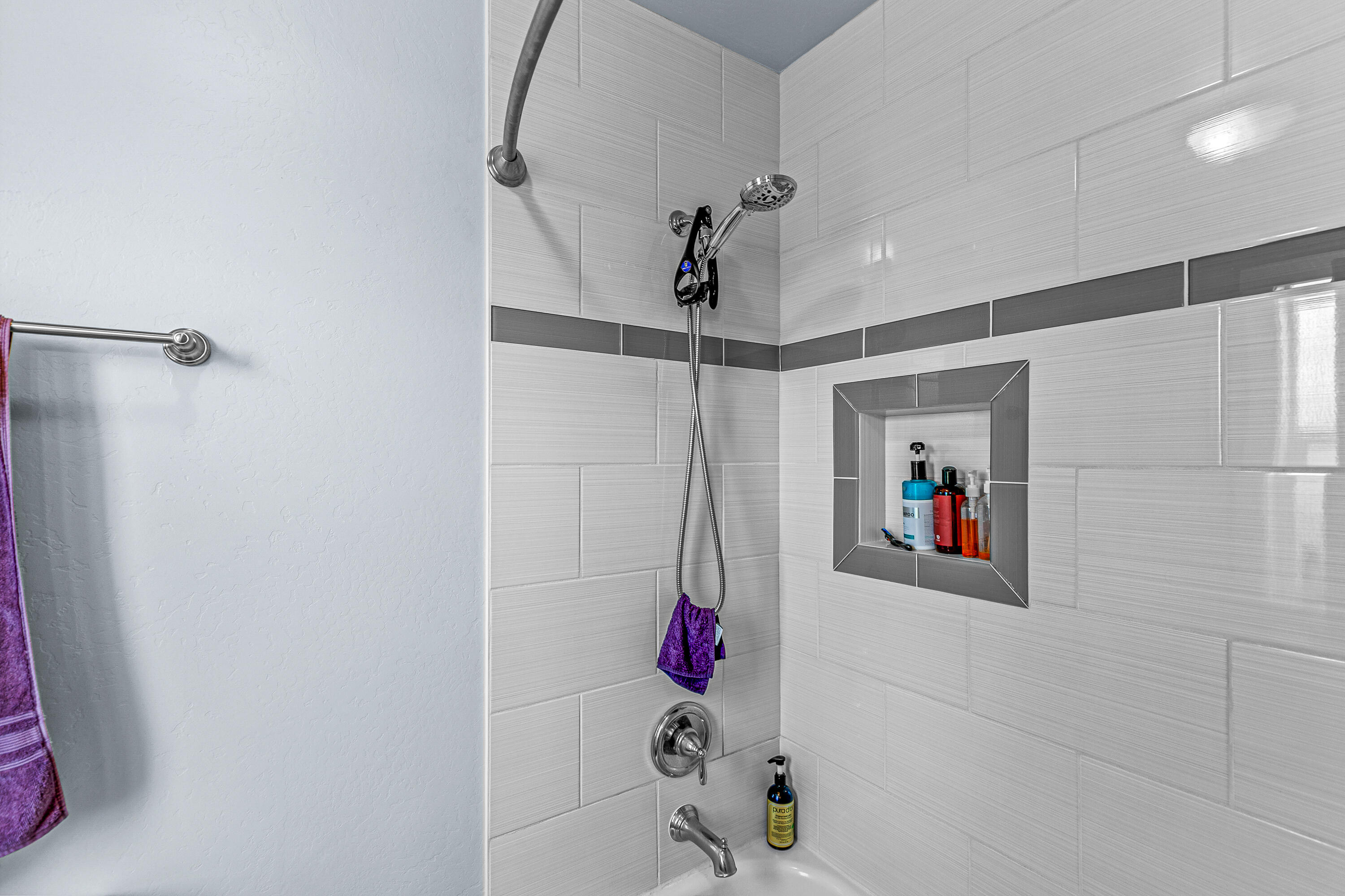 Bella Vista Heights Phases 1 & 2 - Residential