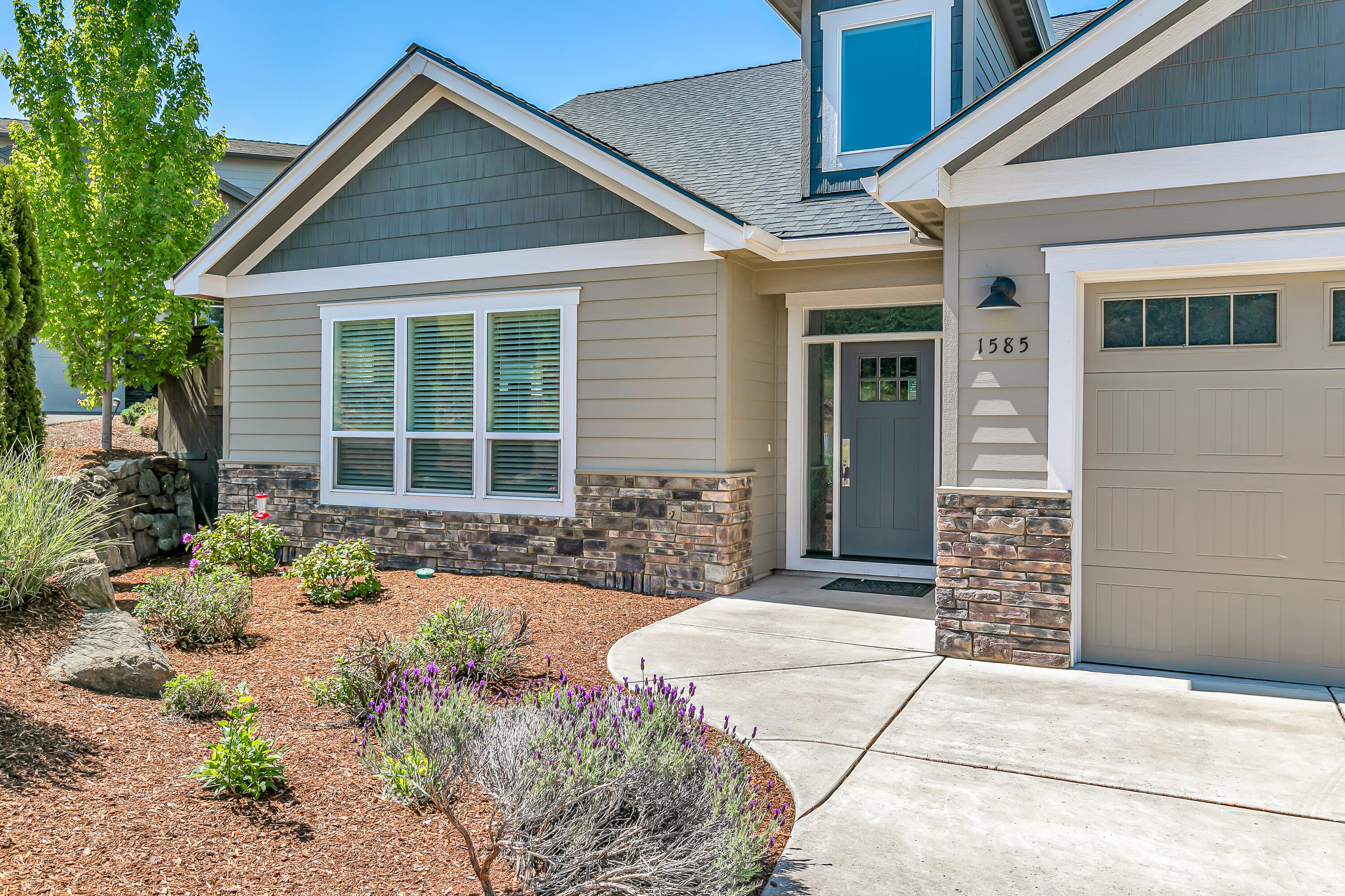 Bella Vista Heights Phases 1 & 2 - Residential