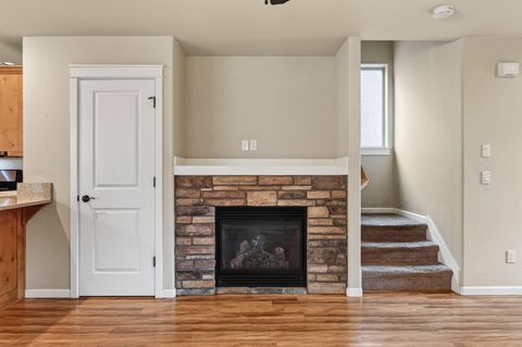 Tiny photo for 20252 Badger Road, Bend, OR 97702 (MLS # 220219239)