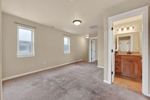 Tiny photo for 20252 Badger Road, Bend, OR 97702 (MLS # 220219239)