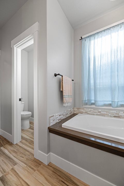 Tiny photo for 1043 Arrowhead Trail, Eagle Point, OR 97524 (MLS # 220216851)