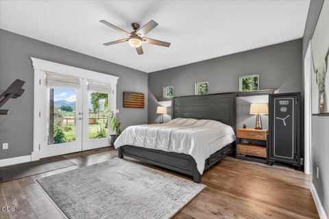 Tiny photo for 1760 Minear Road, Medford, OR 97501 (MLS # 220222750)
