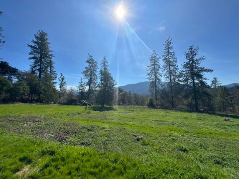 Tiny photo for 541 Board Shanty Road, Grants Pass, OR 97527 (MLS # 220217115)