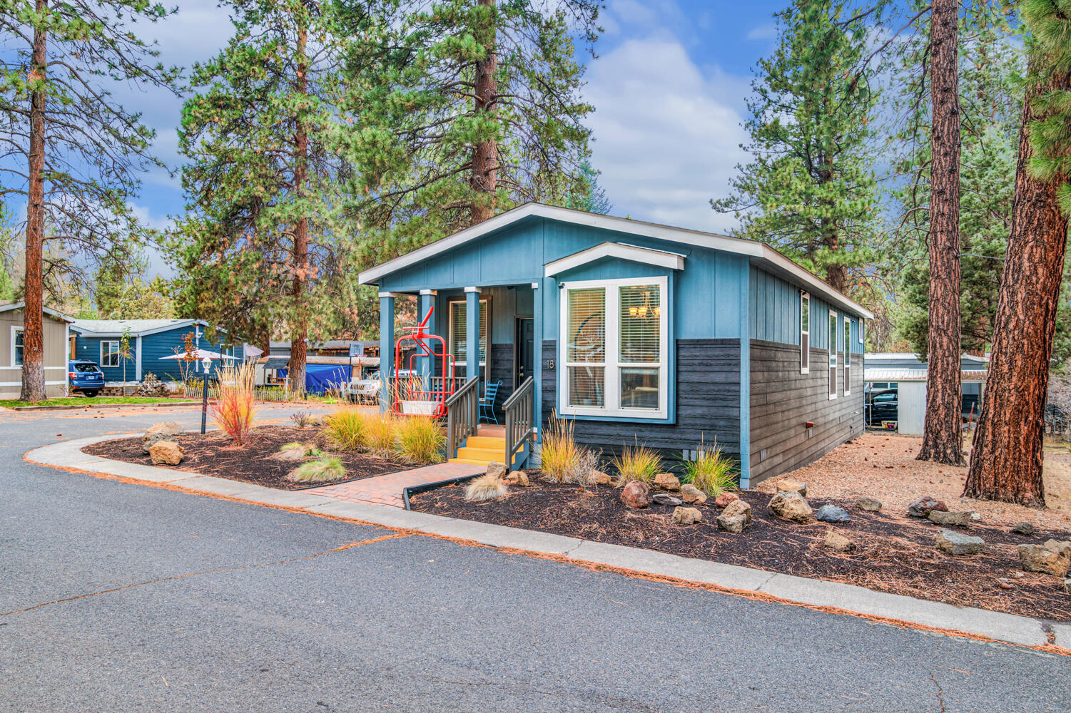 61040 S Queens Drive 18